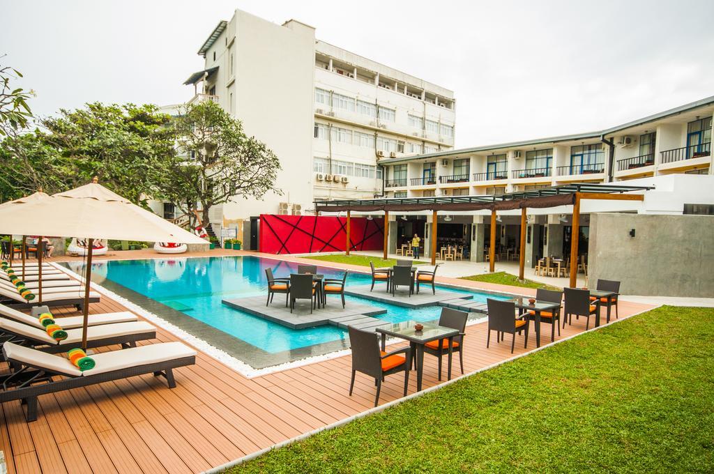 Camelot Beach Hotel Negombo Dış mekan fotoğraf