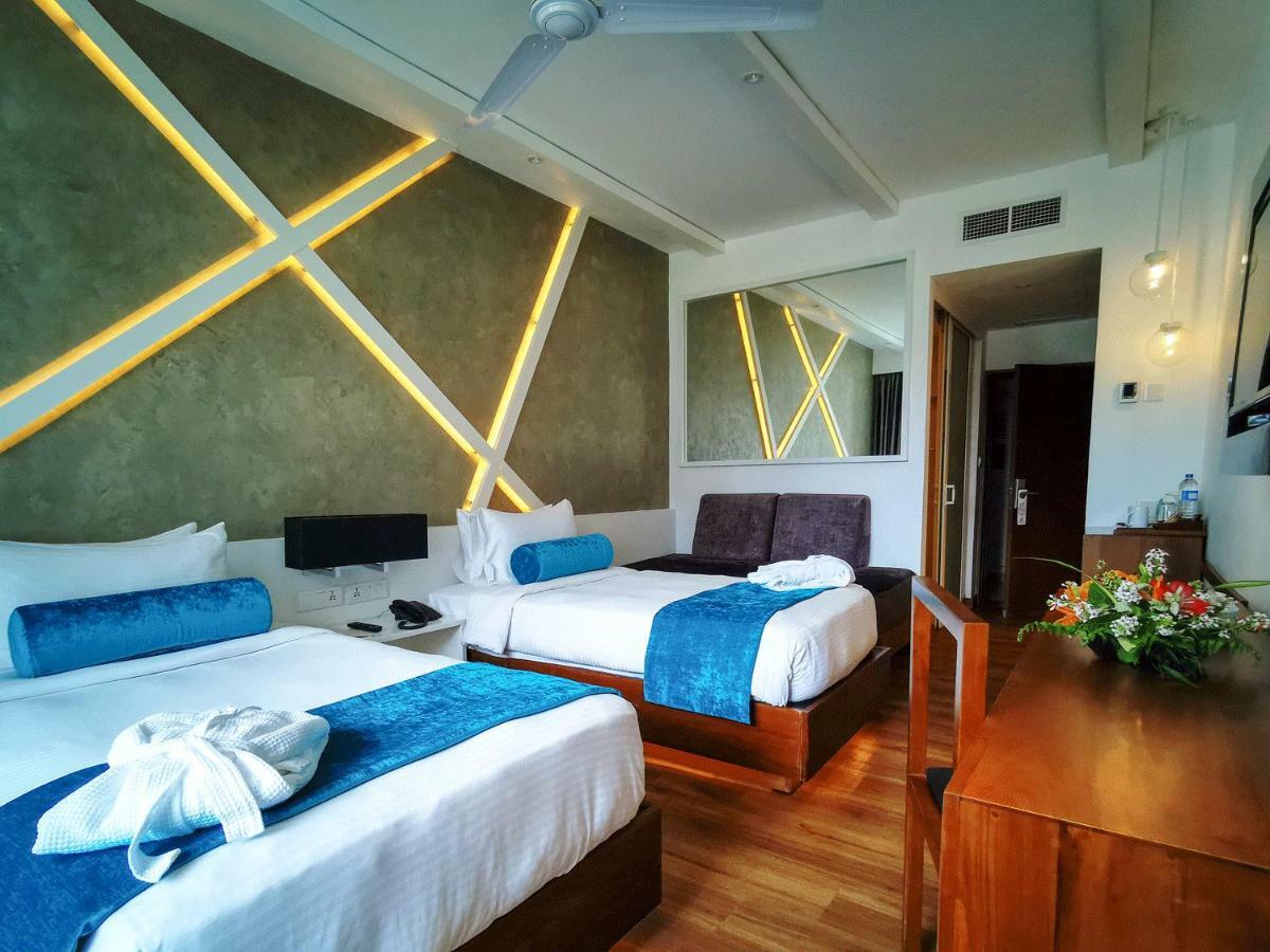 Camelot Beach Hotel Negombo Dış mekan fotoğraf